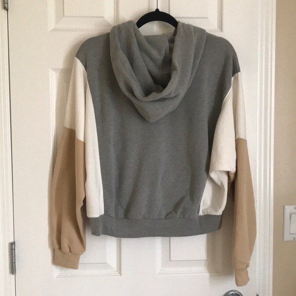 Abercrombie colorblock hoodie - Picture 2 of 2